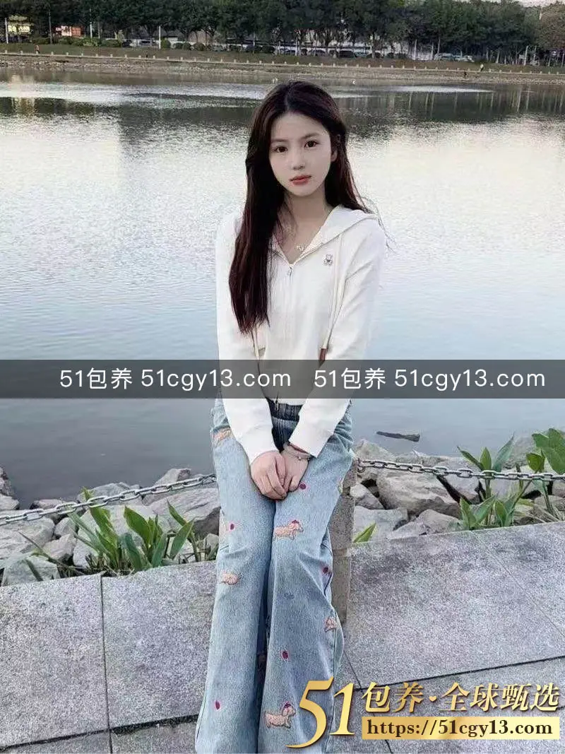 51包养 高端外围 | WSH041112 上海学生 100%处女包落红 质量保真 假一赔十 图4