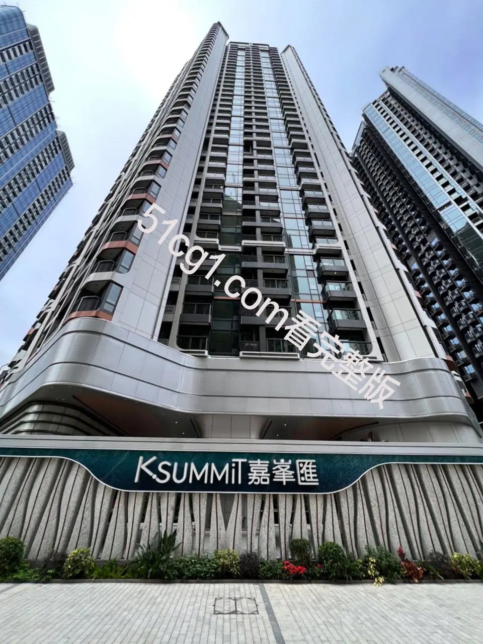 香港一住宅情侣阳台上演活春宫 图1