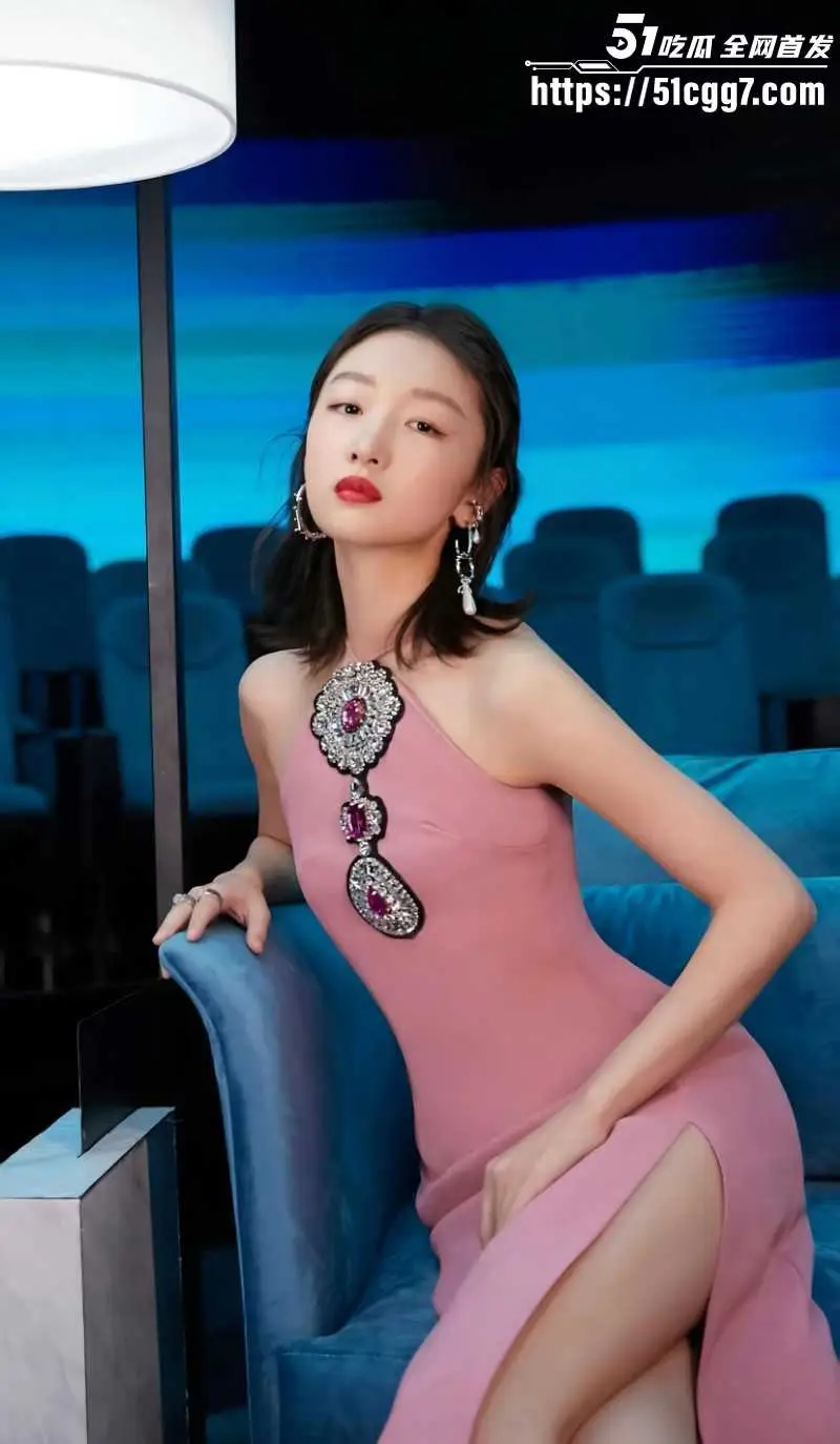 三金影后 周冬雨 被曾志伟潜规则后续 糜烂情史谣言实锤 造谣者诽谤明星竟只赔偿1万元 内幕令人匪夷所思! 图6