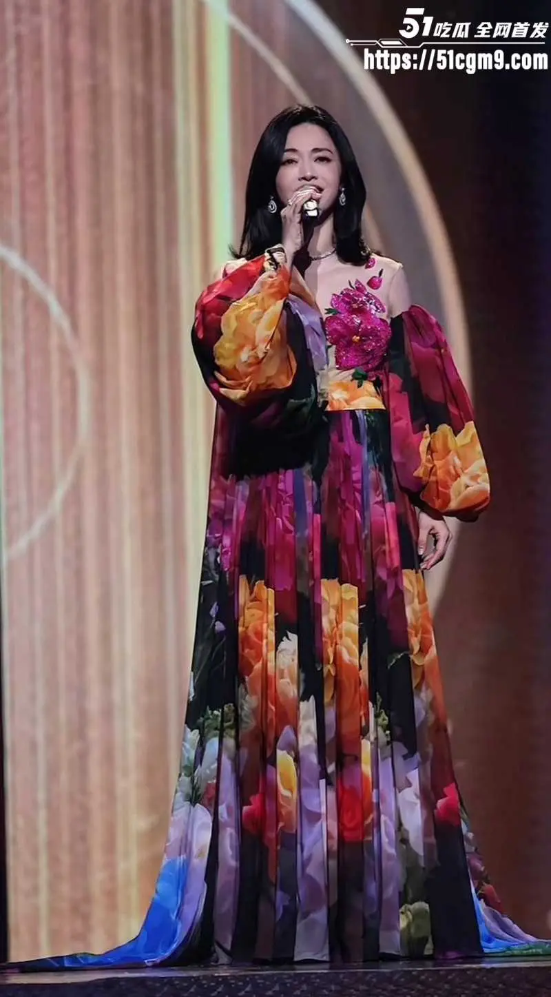 知名演员 姚晨 与丈夫曹郁官宣离婚引发轰动 荧幕女神私下出轨成性 大量狗血黑料震碎三观! 图8