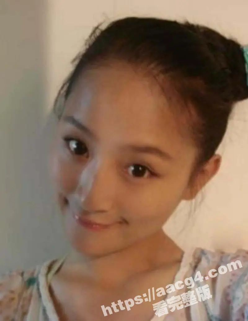 清纯女星吴绿洲 在影视剧 美丽的错误 中大胆漏奶 属实是为艺术献身 图4