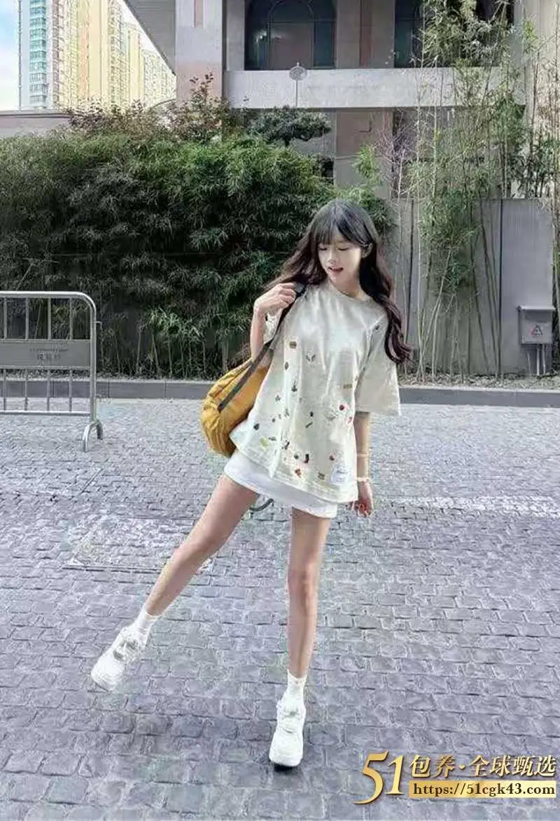 51包养 高端外围 | W1HK0911909 海口女神级自媒体博主 服务超级好 无风尘感 三点全粉 质量保真 假一罚十 图3