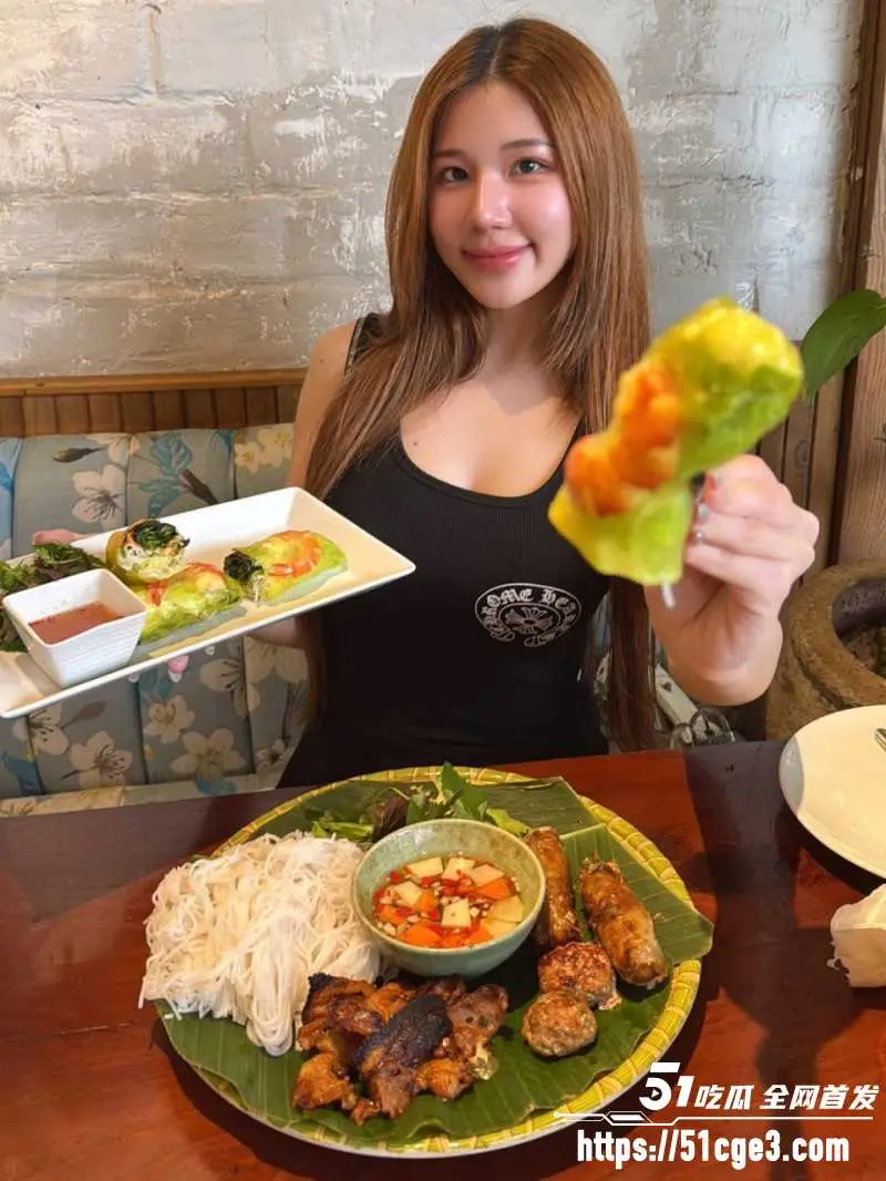 马来西亚女DJ 萧佩儿 MSPUIYI 与 大神 Dashen 约炮视频流出 香艳画面引发网友疯求 图8
