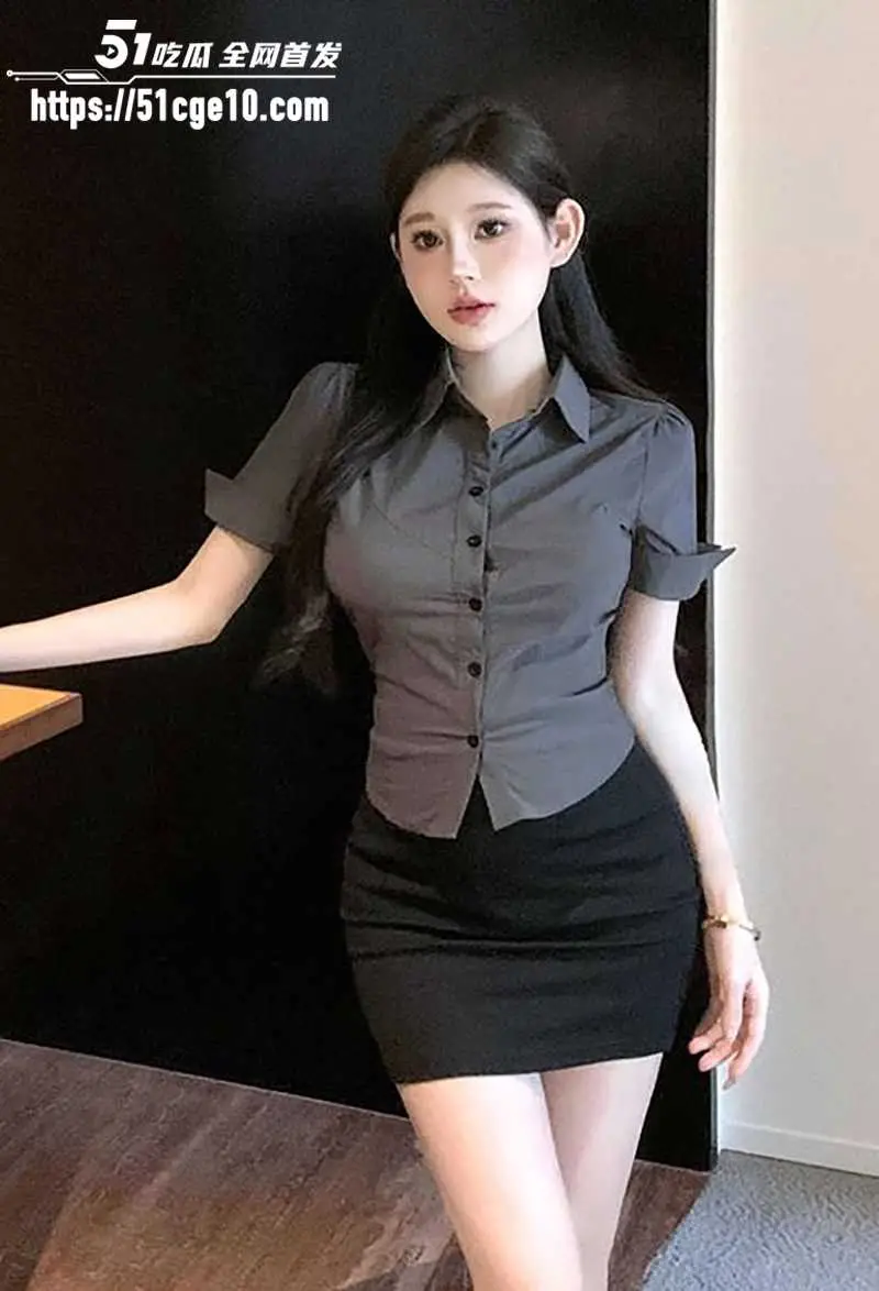大神传授撸管技法 放莞式按摩珍藏私拍 爆奶技师波推舌舔 边撸边叫"射我骚逼" 图3
