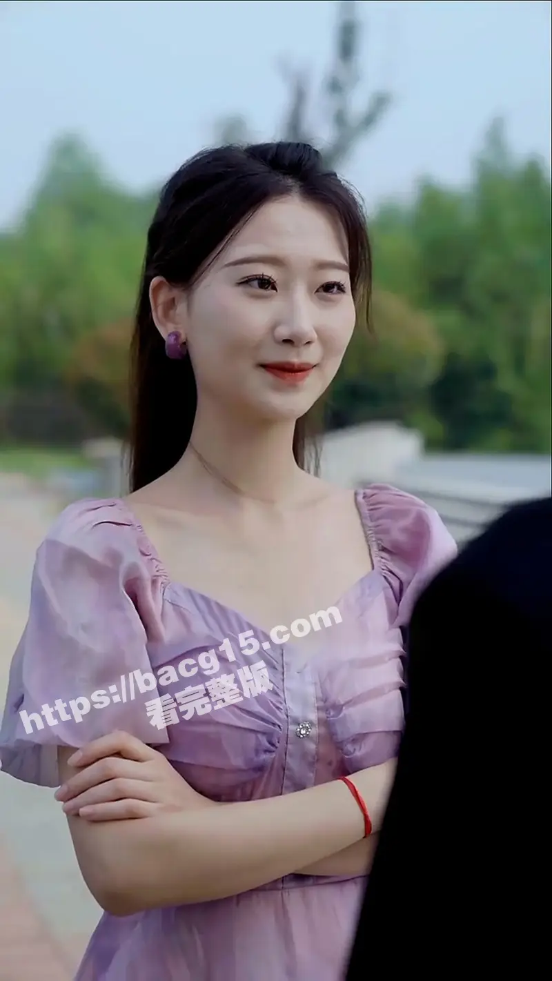 每日短剧《这个妹妹假正经》服务员小妹被富豪调戏开除 出门后却被告知继承林氏集团！ 图3