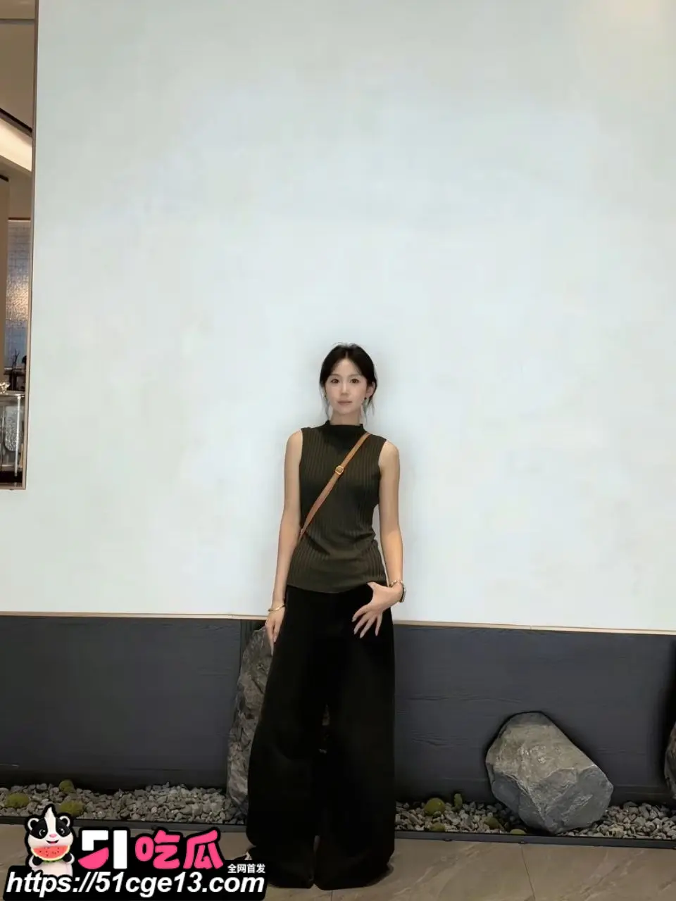辽宁锦州反差骚女 黄戴妮 私密视频 胶带捆绑被单男调教 口活一流被男友猛操到失神 图6