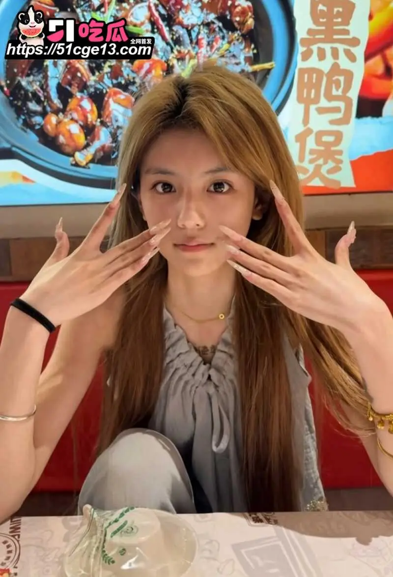 顶流网红 木子姥姥 被传偷录同门小慧与璇子叫床音频 掀粉丝骂战 遭反锤性爱私拍 图4