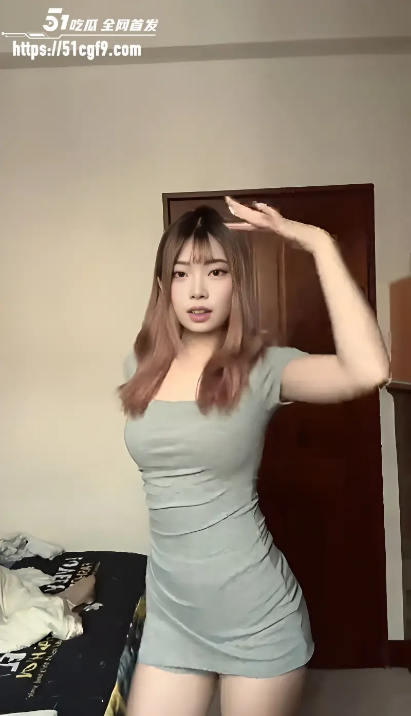 台湾反差大学生 林美玲 自拍视频 揉奶自慰跳裸舞样样精通 这骚样谁能顶得住 图1