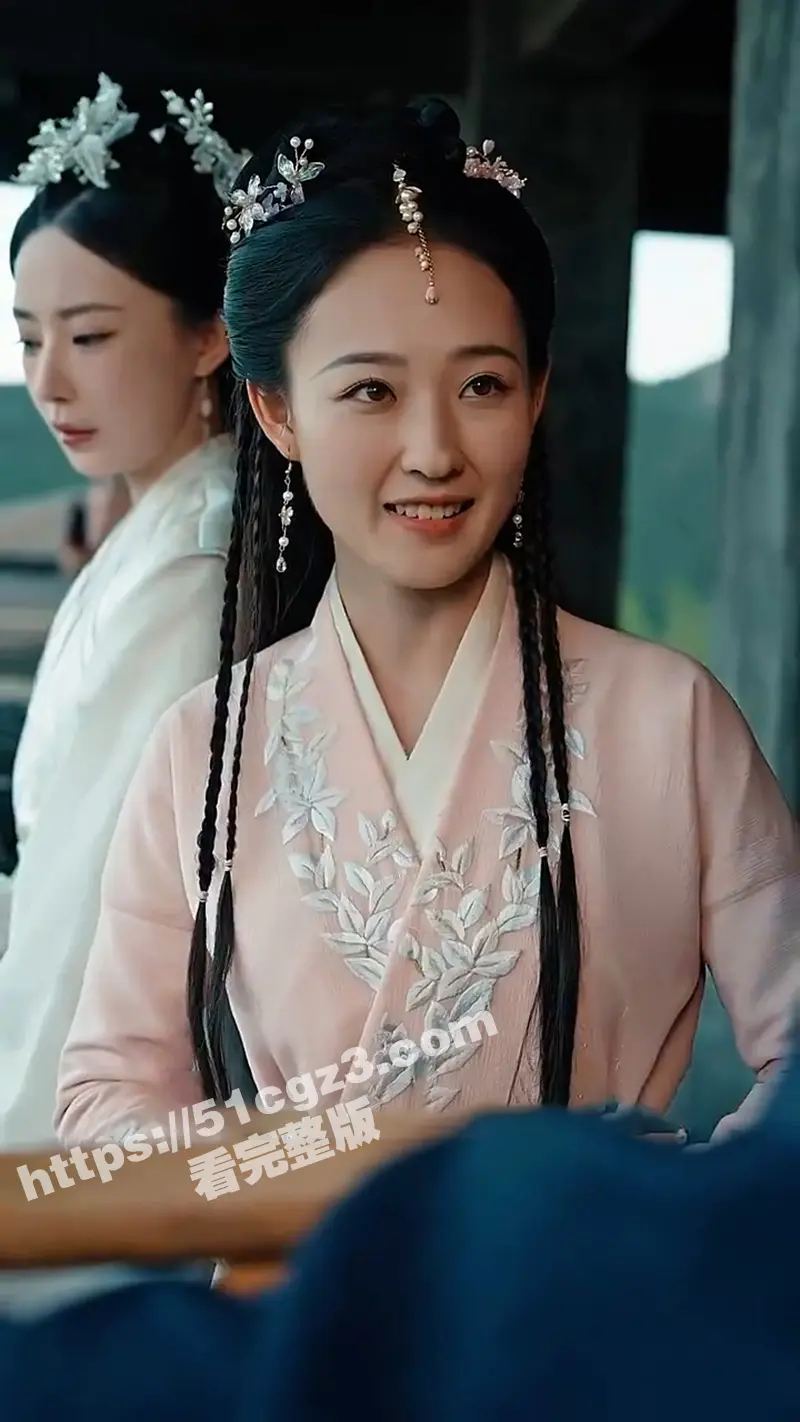 穿越短剧《开局女帝盯上了我的彩礼》我意外穿越古代当县令 女帝微服私访看上了我? 图3