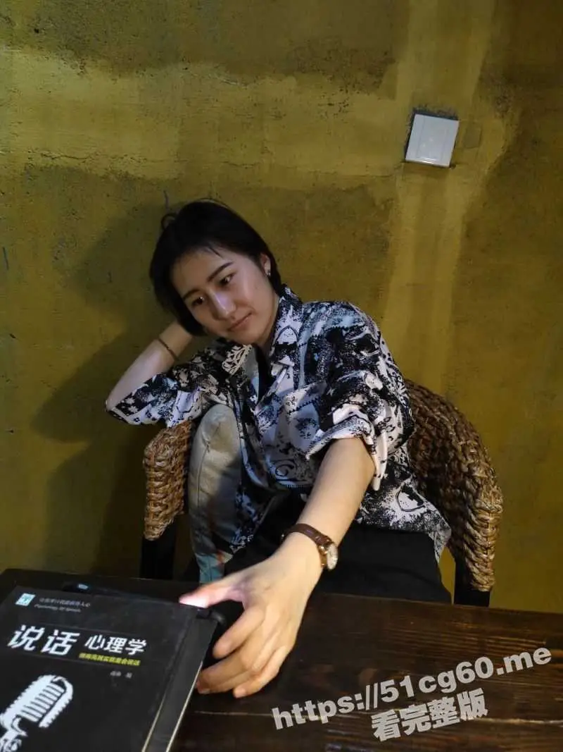 广西桂林 王娟 与男友自拍流出曝光 很骚的母狗 被后入一直扭动屁股勾引男友爆操! 图3