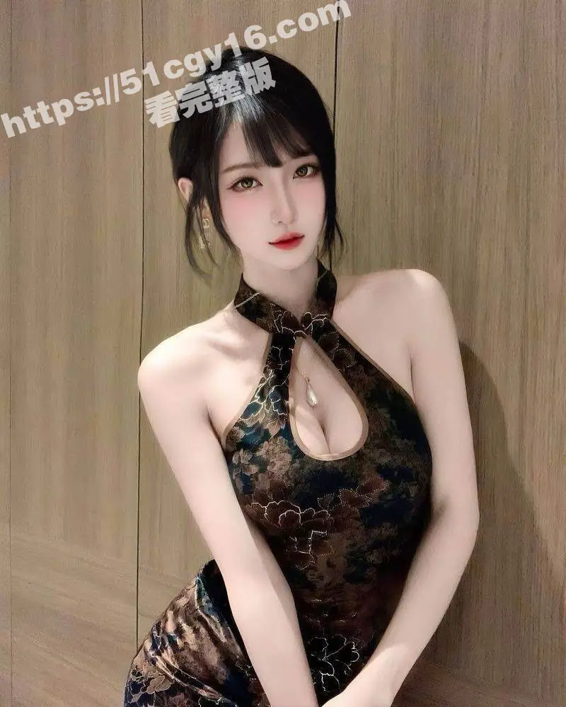 海角大神 奶气草莓 新作老婆出轨跪求不离婚！被鞭抽蜡滴 鸡巴狂捅 操得她浪叫求饶！ 图1