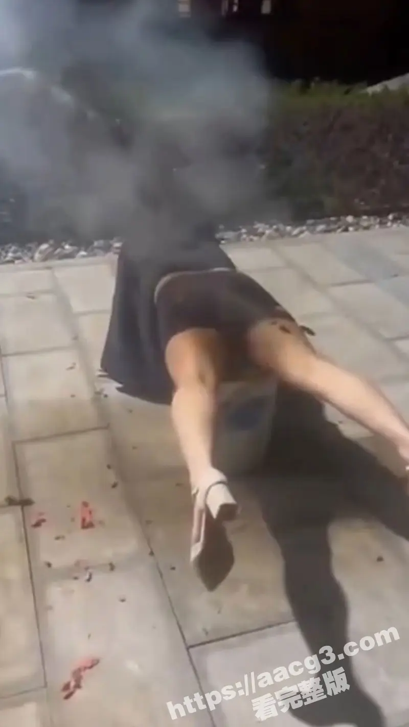 人生大舞台敢上你就来！直播PK输了 鞭炮炸逼 真是活久见！ 图4