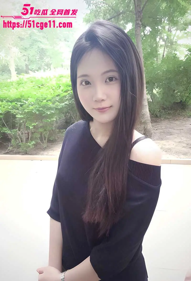 河北传媒学院拜金女 刘依 为圈钱被金主包养 边自慰边含吸肉棒 精盆属性爆表 图4