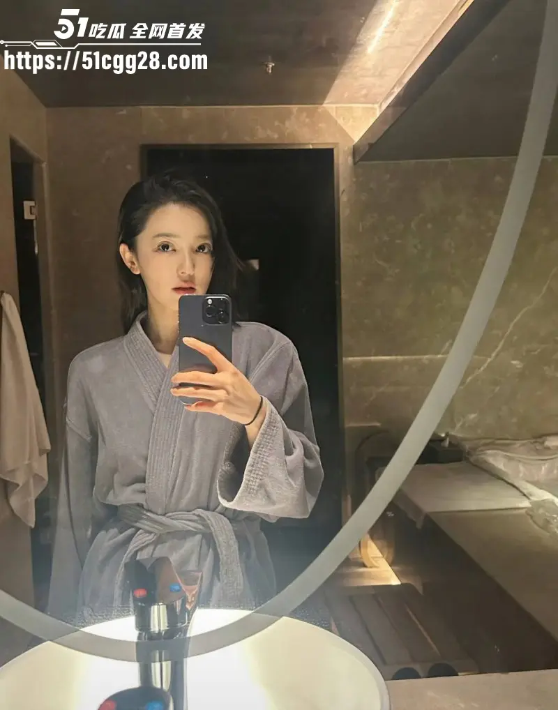 知名流量男演员 展轩 单身人设崩塌 私下交往多个女友 惨遭全网怒骂渣男 酒店约炮视频流出! 图11