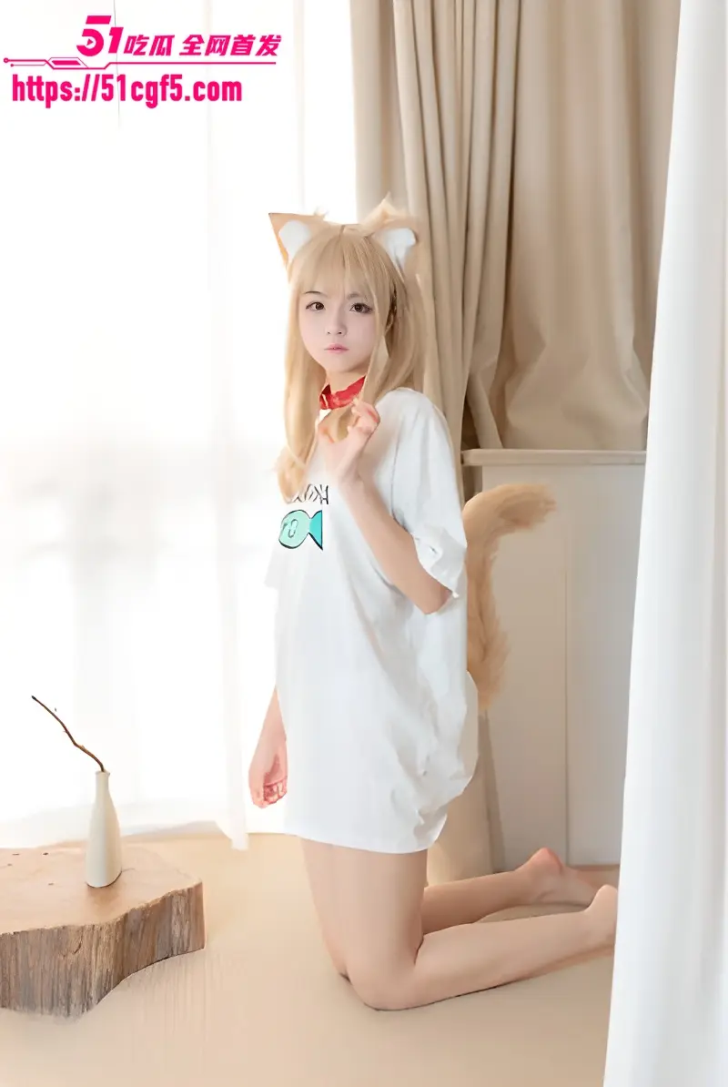 猫耳少女足交榨精私拍 手足并用挑逗韵味十足 酮体诱人带来极致观感享受 图1