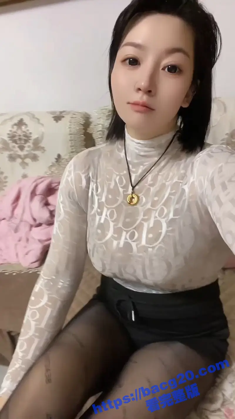 快手最美人妻 老板娘 自慰私拍泄漏 白嫩巨乳被肆意揉捏 浓密大黑逼反差感十分强烈 图4