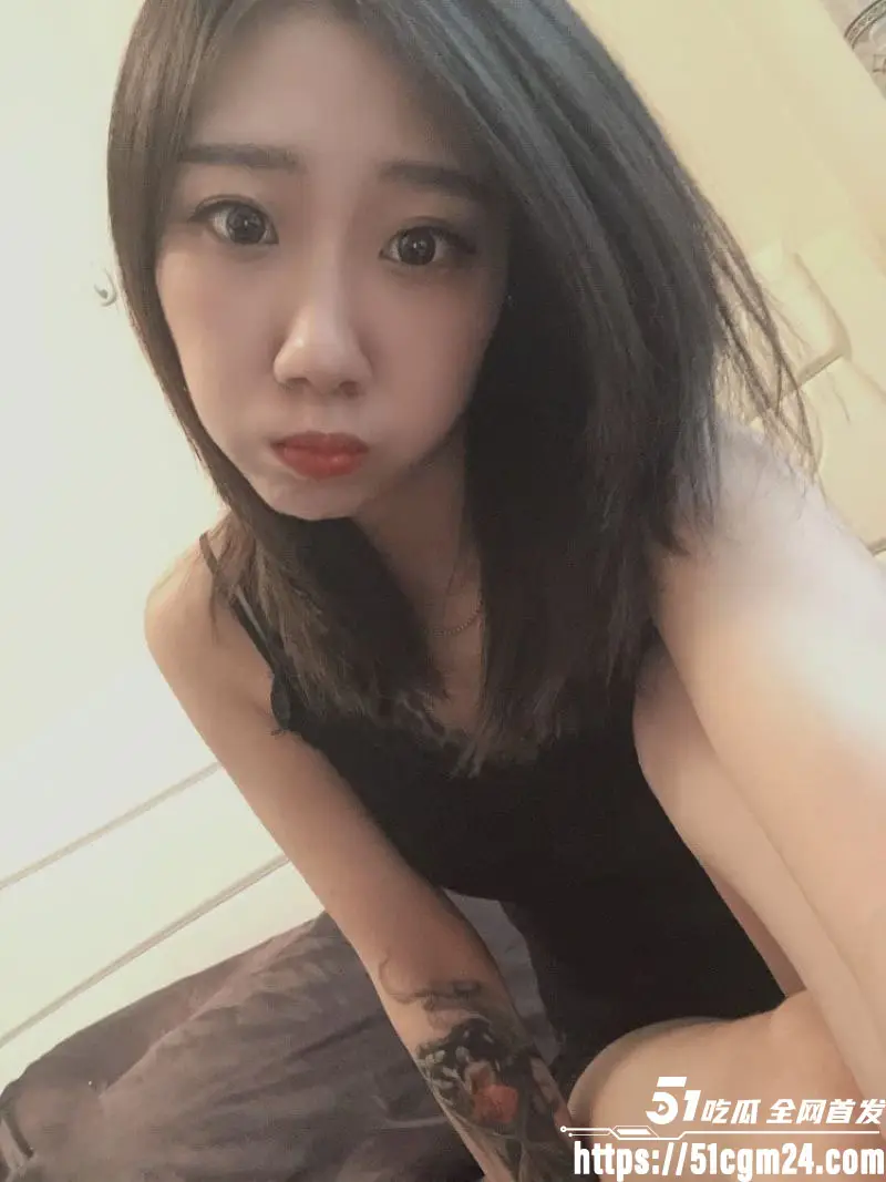 在德博士 钟义 迷奸女友7次 超量镇静剂致昏迷 淫秽视频大肆炫耀流出 令人触目惊心！ 图5