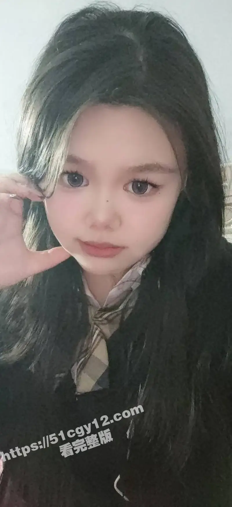 海角乱伦大神 我和亲侄女的点点滴滴 在落地窗前强奸强上侄女 操到高潮白浆浑身抽搐! 图1