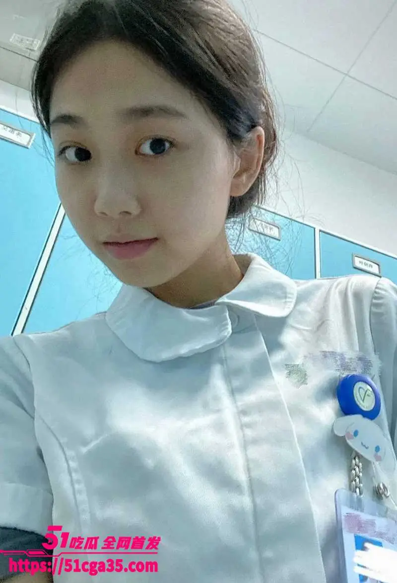驻马店卫校实习小护士 援交视频流出 大量交易聊天截图内容惊人 绝美蜜桃臀被无套爆操! 图1