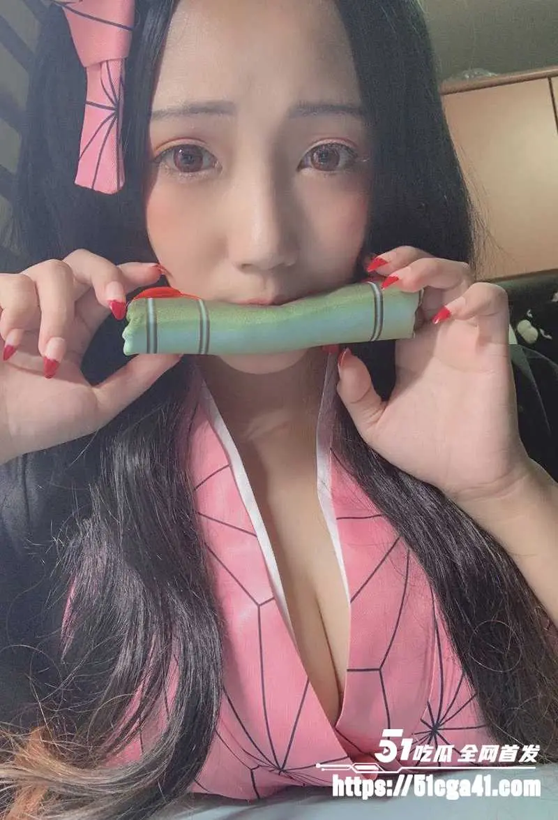 清纯反差少女 不雅视频被前男友曝光流出 身材火辣淫劲十足 揉穴自慰露脸口交 主动骑乘表情超淫！ 图3