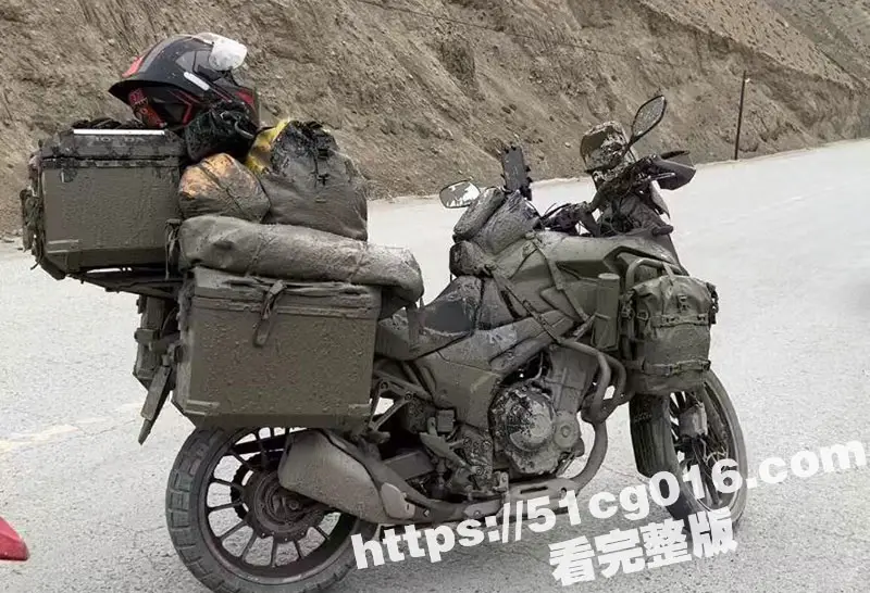 坦克300女车主在219国道故意溅摩托车一身泥!被截停后拒绝下车 还委屈哭着寻求民警的保护! 图9
