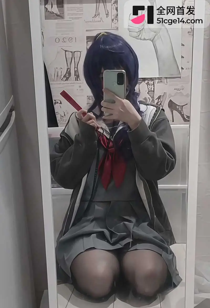 推特坦克少女 小豆沢 自慰私拍 Cos朝比奈真冬顶级骚穴肥美诱人 道具狂插极致反差 图2