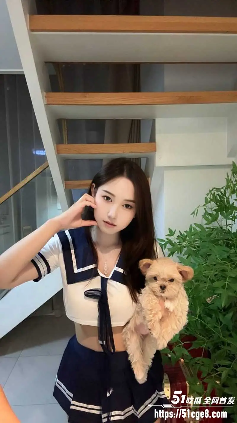 多位高颜值精神小妹 淫乱群P大秀穿黑丝网袜激情泄欲 场面刺激全程撸点！ 图2