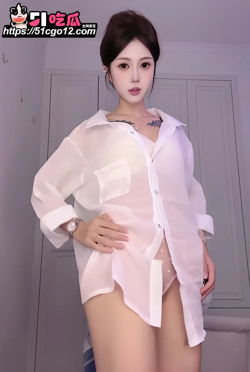 快手网红 金欧尼芽芽 私定福利 扭腰顶胯翘臀狂摇 全裸热舞极致诱惑！ 图1