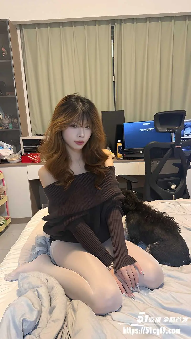 BBA年度最佳宣传片！奥迪车主户外调教白丝美女 酒店爆操打桩彻底丧失人性 图1