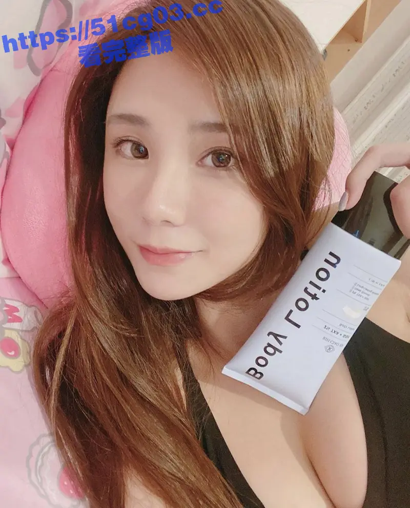 台湾的反差母狗betty 极品身材钢管舞老师 超长做爱视频流出 这货平时是真骚啊 到处分享自己的身体 图3