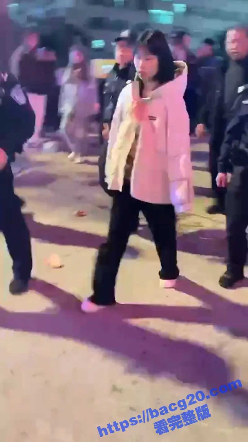 北京吉利学院 女学生遭男子猥亵 将其反杀后抛尸 现场视频画面流出! 图5