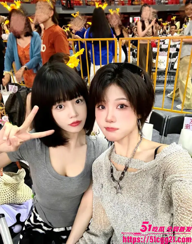 2026内娱开年第一瓜!网红女魔头 司晓迪 自曝睡遍顶流 点名鹿晗范丞丞檀健次等 聊天记录床照流出! 图3