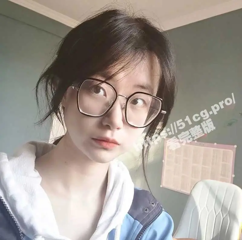 极品反差 湘潭大学 学生会组织部刘珂辰 被男友曝光性爱视频流出 图1