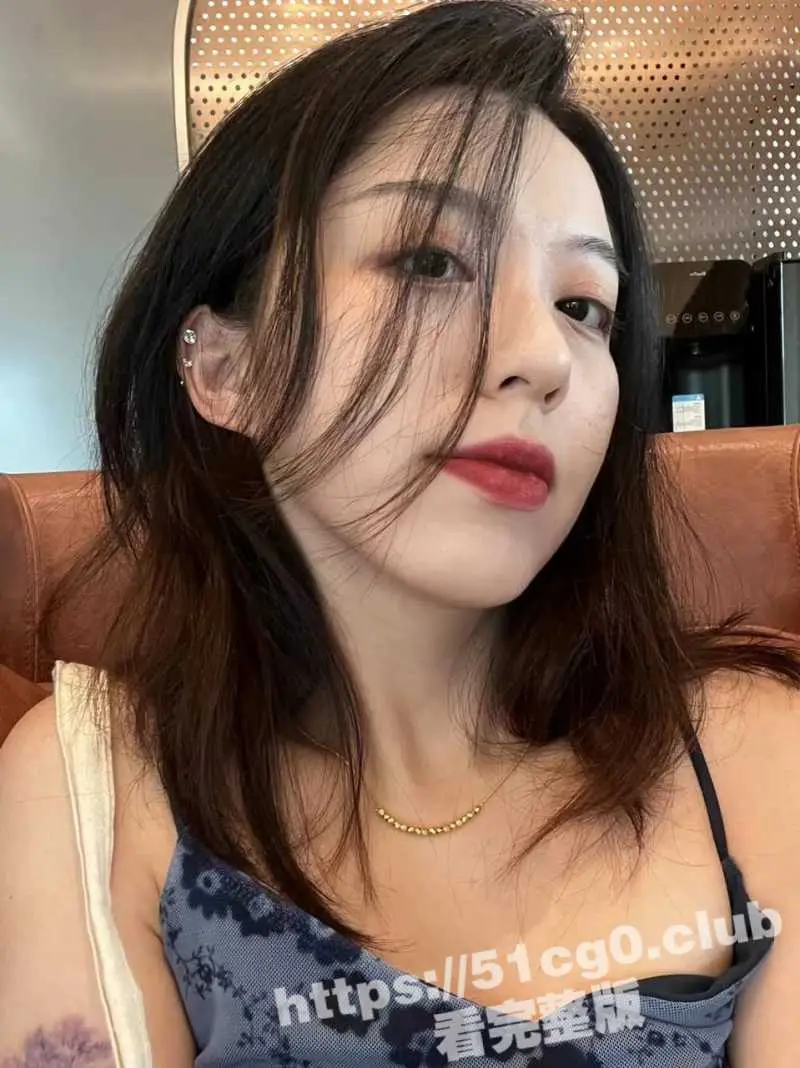 陕西西安 王彦纯 跨年夜被灌醉下药轮奸 自愿给黑人当性奴 大黑屌爆操发情美女 图1