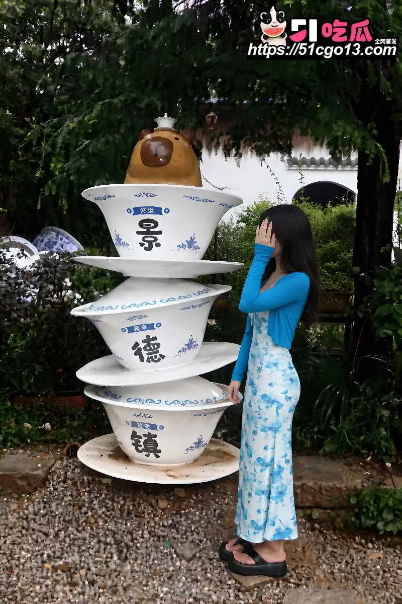 云贵川狼友 几百块约炮兼职小妹 副驾口交后入直接内射 口嗨再加五百才肯走! 图1