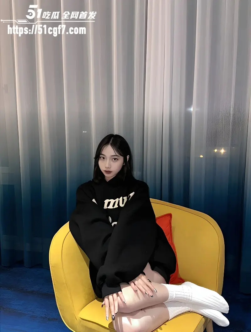 台湾大三学姐 丽婷 性爱视频流出 露脸深喉口交 男友抓大奶猛干高潮不断! 图3