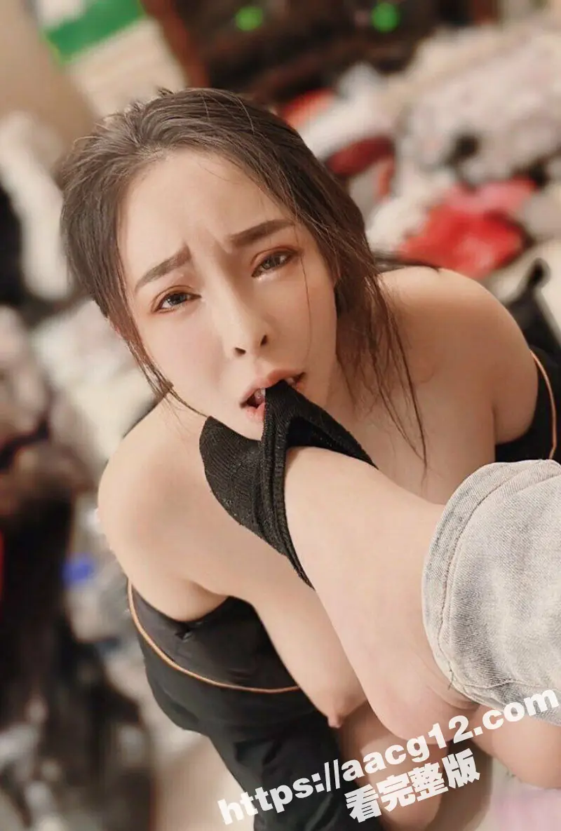 巨乳御姐女神翁雨澄 极品身材网红脸母狗 最新OF视图流出 激情调教口交深喉 捆绑虐待诱人至极 图2
