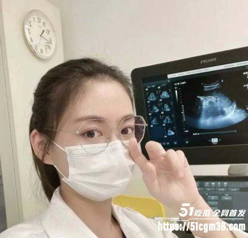 女医生约炮太骚 你操过医生吗 一句直接点燃 你比我想象中更骚 边操边浪叫 谨慎白莲外表下欲女本色 图7