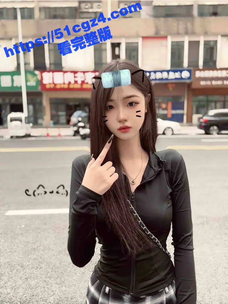 武汉中南民族大学 赵雨桐 性爱视频曝光 曲线身材纤细腰肢 挺翘肉臀被后入暴操 图3