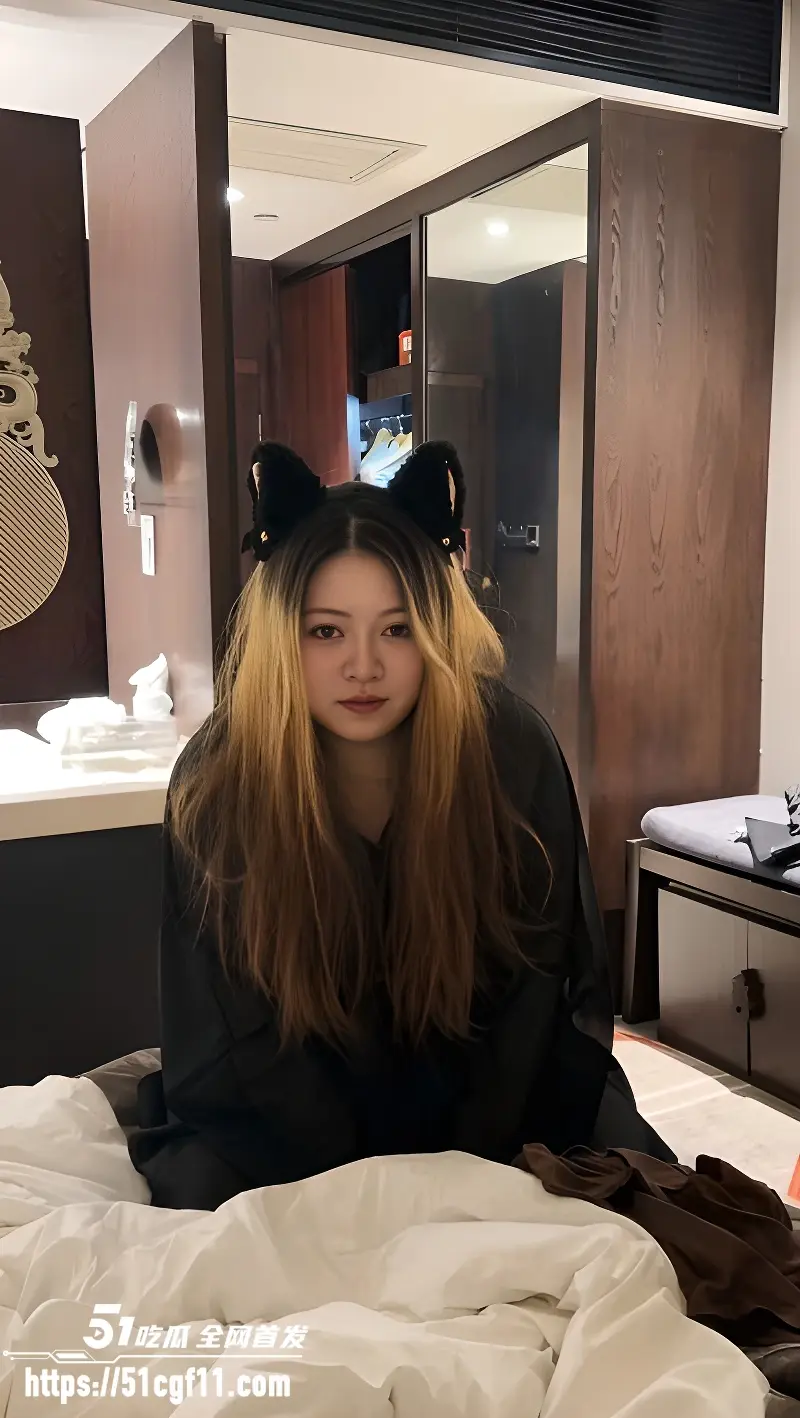 广东BBW女神 周雅文 性爱视频 露脸口交巨屌 嫩穴被疯狂抽插到白浆直流 图1