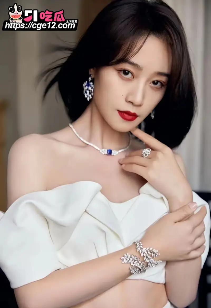 女演员 蓝盈莹 与曹骏分手7年后 公开新恋情 言外之易中说的新男友居然是他？ 图5