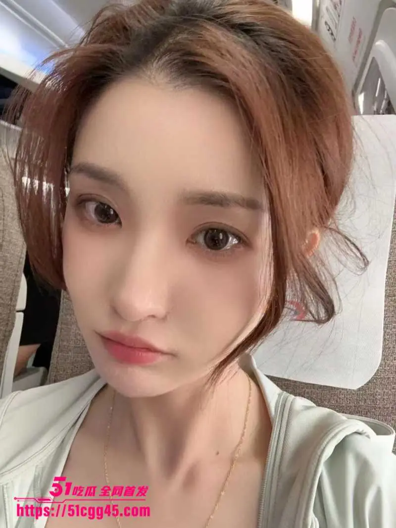 黑龙江骚妇人妻 邢娜 婚内出轨视频曝光 迷离贱货狂舔奸夫脚底板 上位骑乘激情爆操骚叫不停! 图1