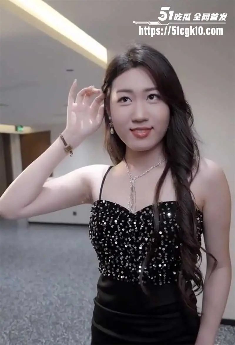 情色逆袭爽剧 完美上司 全集流出 帅气男主睡服女秘书 操爽前女友 拿下老板娘!智斗人渣老总夺公司! 图3