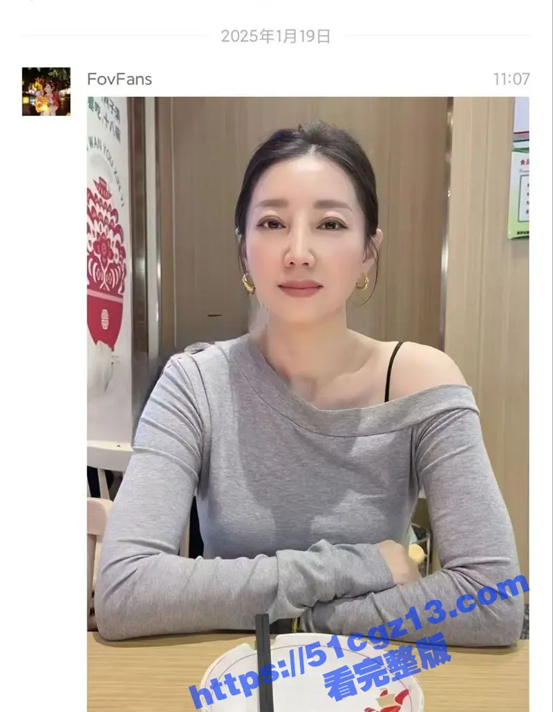 高颜值熟女露脸口交私密合集流出 风情万种美妇四十如虎 小穴依然能疯狂夹紧榨精 图1