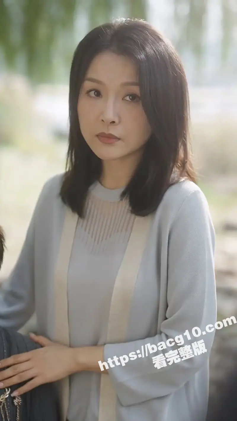 每日短剧《萌宝助攻之闪婚老伴是大佬》六旬霸总办相亲大会 谁料白月光竟是她！ 图1