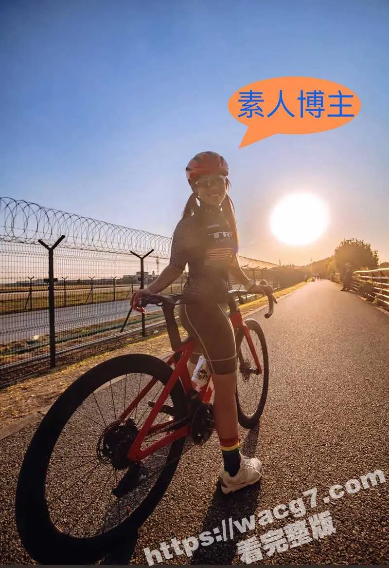 娱乐圈大瓜!素人博主晒与包贝尔早期亲密照片 被包贝尔私信威胁 博主回怼尽显暧昧!包文婧坐不住了! 图23