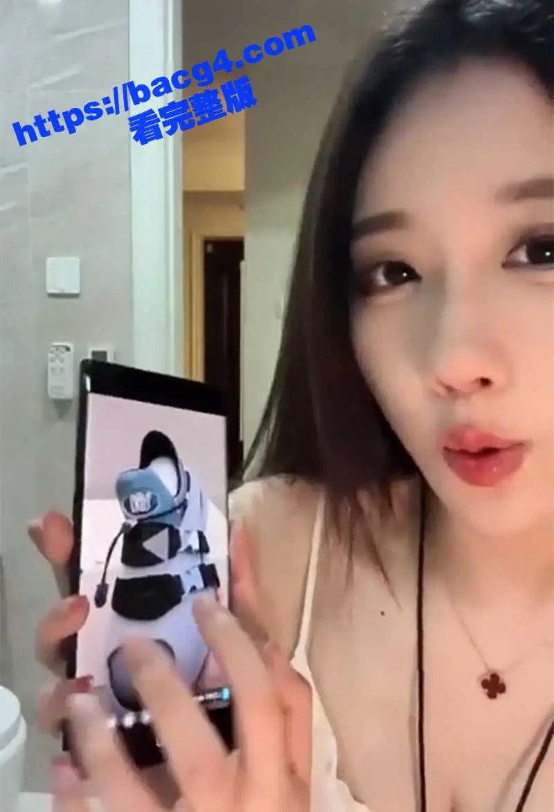 美女网红 轩子巨2兔 化身性爱导师 私密课堂在线直播 教你玩转女人每个敏感点 解锁后庭秘密花园 图4