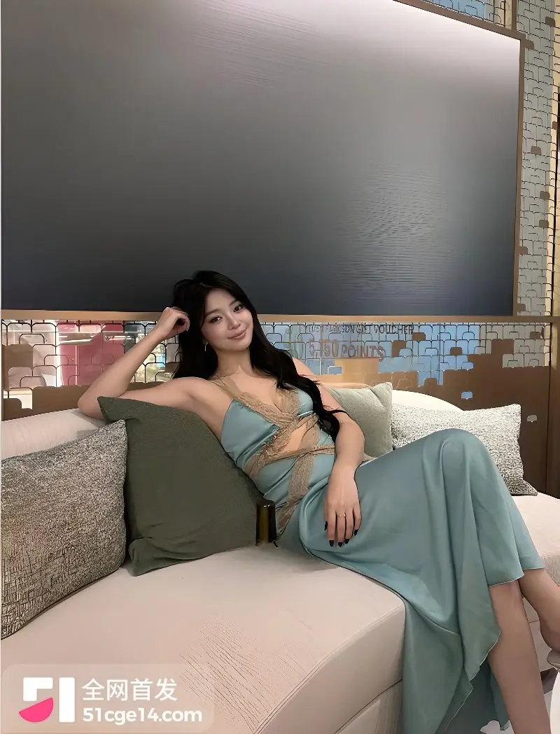 高颜值驻唱歌手 林晋妤 私密视频惨遭前男友曝光 身着红色蕾丝情趣内衣做爱超反差! 图4