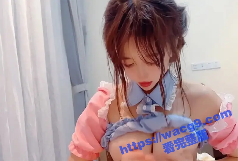 国产网黄之光小包子 反差巨乳双马尾美少女 在别墅被金主各种玩弄 图3