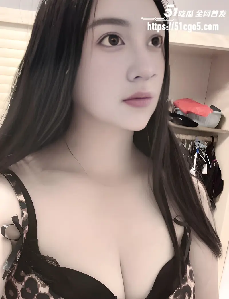 云南全能型母狗 茜茜 黑料合集 SM重口调教 拳交喷奶喝尿样样精通下流的没边 图1